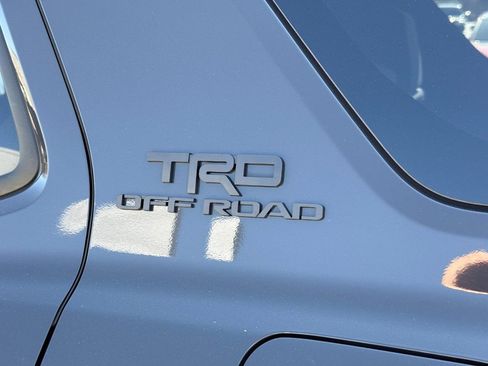 Certified 2025 Toyota 4Runner TRD Off-Road image 8