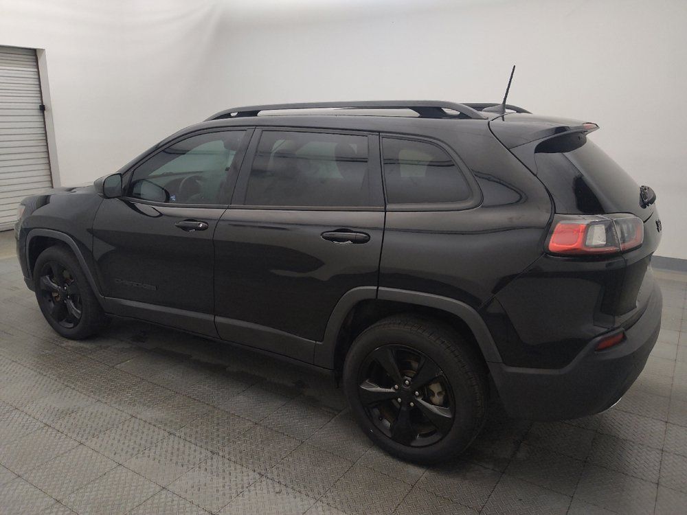 Used 2019 Jeep Cherokee Latitude Plus FWD image 3