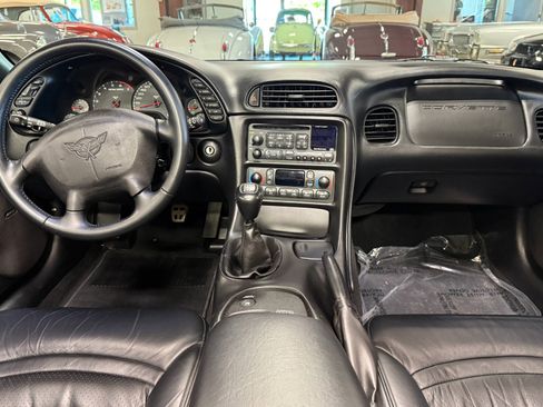 Used 2002 Chevrolet Corvette w/ Preferred Equipment Group2 image 66