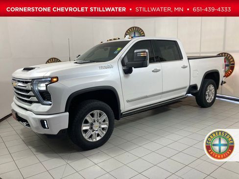 Used 2024 Chevrolet Silverado 3500 High Country w/ High Country Premium Package AWD/4WD image 1
