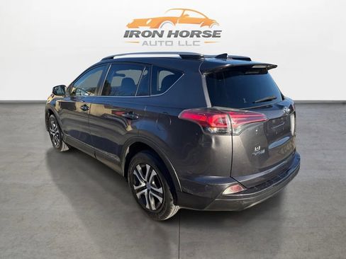 Used 2016 Toyota RAV4 LE AWD/4WD image 7