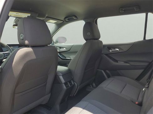 New 2026 Chevrolet Equinox LT image 13