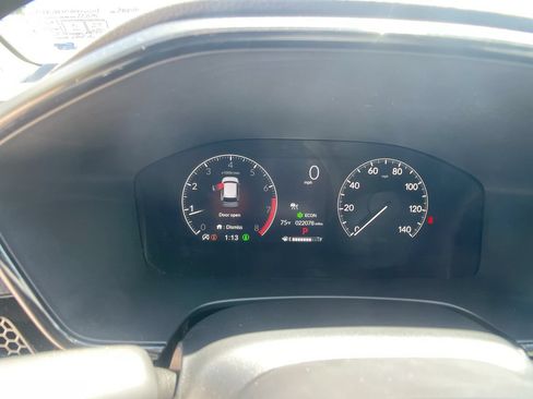 Used 2025 Honda CR-V EX-L image 16