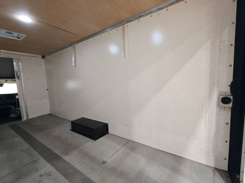 Used 2021 Chevrolet Express 3500 w/ Power Convenience Package image 25