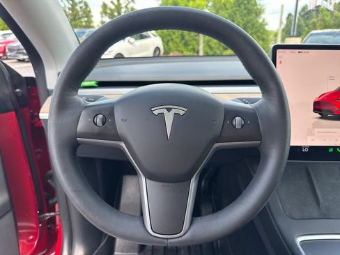 Used 2023 Tesla Model Y Long Range AWD/4WD image 24