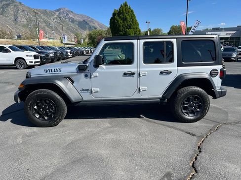 Used 2023 Jeep Wrangler Unlimited AWD/4WD image 13