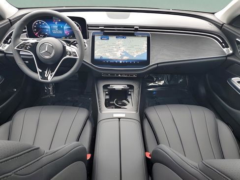 Used 2026 Mercedes-Benz E 350 Sedan image 10