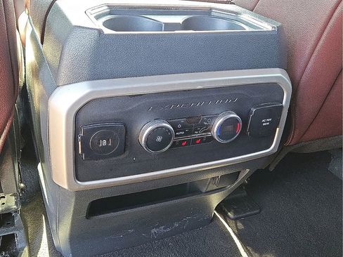 Used 2024 Ford Expedition Max Limited RWD image 18