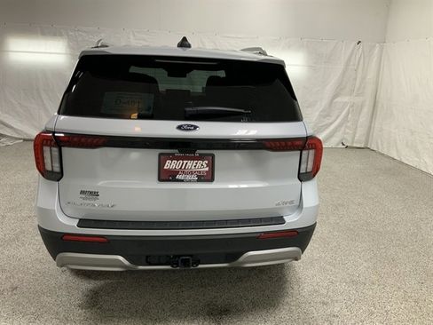 Used 2025 Ford Explorer Platinum w/ LUX Leather Package AWD/4WD image 7