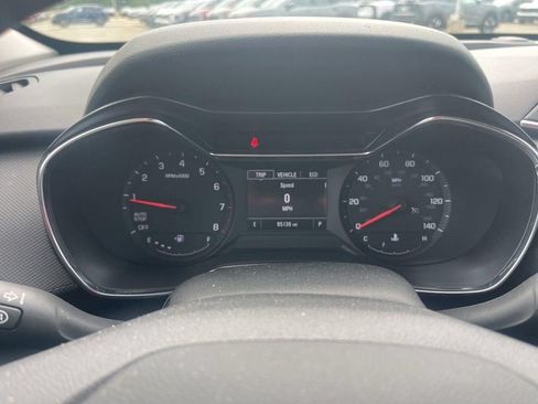 Used 2023 Chevrolet TrailBlazer LT FWD image 12