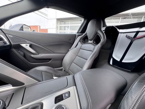 Used 2014 Chevrolet Corvette Stingray Convertible w/ 2LT Preferred Equipment Group image 20