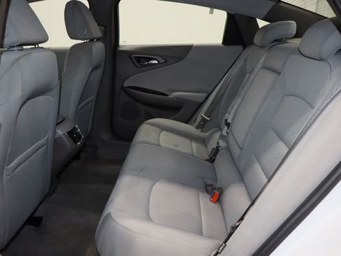 Used 2022 Chevrolet Malibu LT image 13
