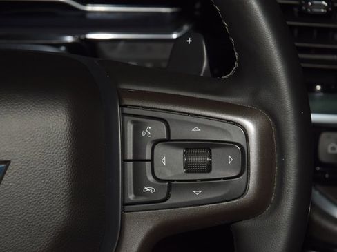 Used 2024 Chevrolet Silverado 1500 High Country w/ Technology Package image 40