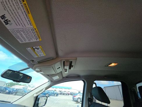 Used 2012 Nissan Titan SV w/ SV Value Truck Pkg RWD image 14