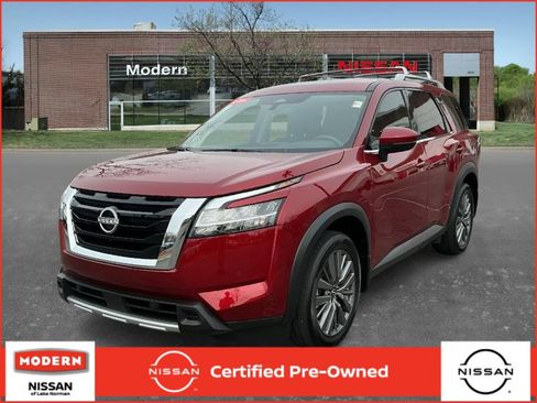 Certified 2024 Nissan Pathfinder SL w/ SL Premium Package image 1