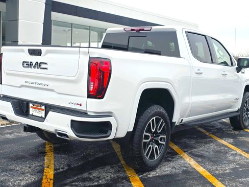 New 2026 GMC Sierra 1500 AT4 w/ AT4 Premium Package image 9