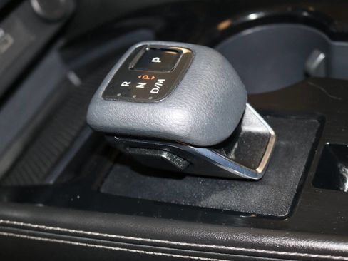 Used 2021 Nissan Rogue SL image 38