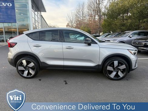 Certified 2023 Volvo C40 P8 Recharge Ultimate image 9