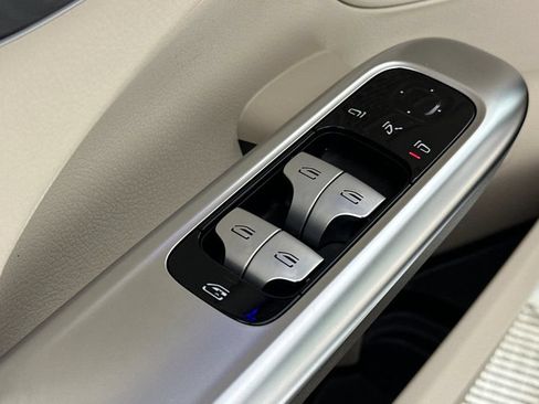 Certified 2024 Mercedes-Benz C 300 Sedan image 13
