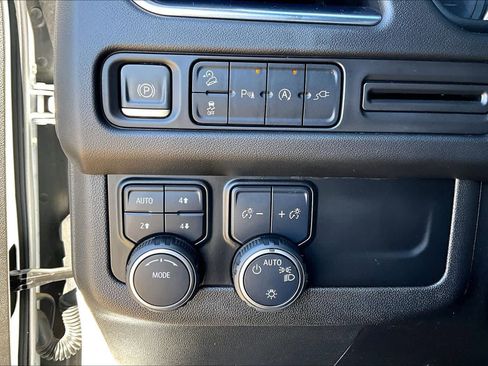 Certified 2021 Chevrolet Tahoe Z71 image 34