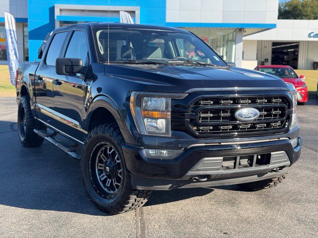 Used 2023 Ford F150 XLT w/ Trailer Tow Package AWD/4WD image 2