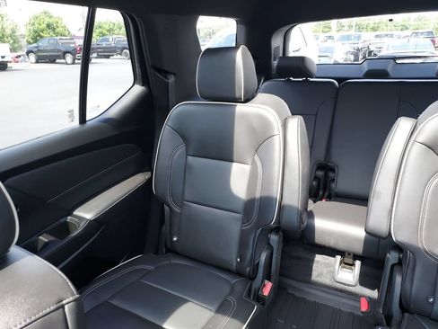 Used 2022 Chevrolet Traverse Premier w/ Redline Edition AWD/4WD image 12