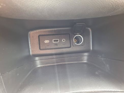 Used 2021 Chevrolet Equinox LT FWD image 10