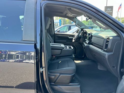 Certified 2022 Chevrolet Silverado 1500 LT AWD/4WD image 24