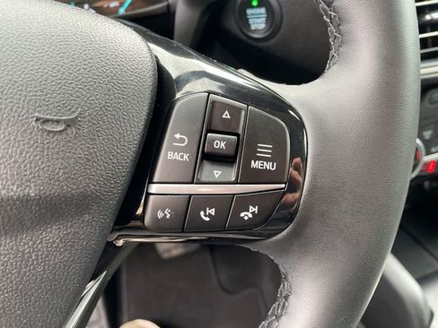 Certified 2021 Ford Escape SE w/ SE Sport Appearance Package image 31