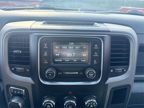 Used 2017 RAM 1500 Express image 16