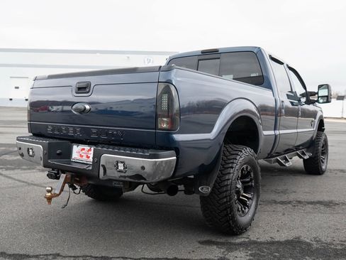 Used 2013 Ford F350 Lariat w/ Chrome Pkg image 6
