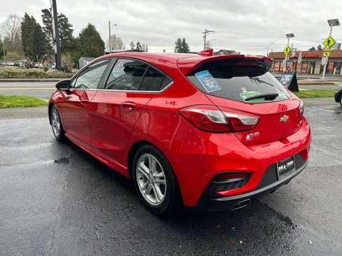 Used 2017 Chevrolet Cruze LT w/ Convenience Package image 7
