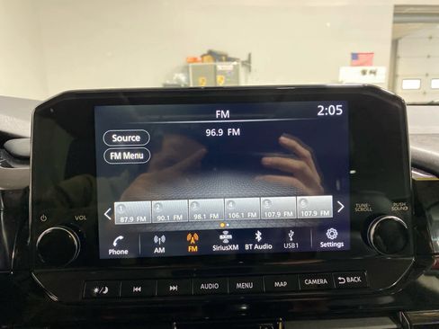 Used 2023 Nissan Pathfinder SL w/ SL Premium Package image 20