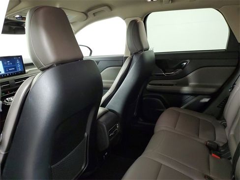 Used 2024 Lincoln Corsair FWD w/ Rear Removable Package Tray image 10