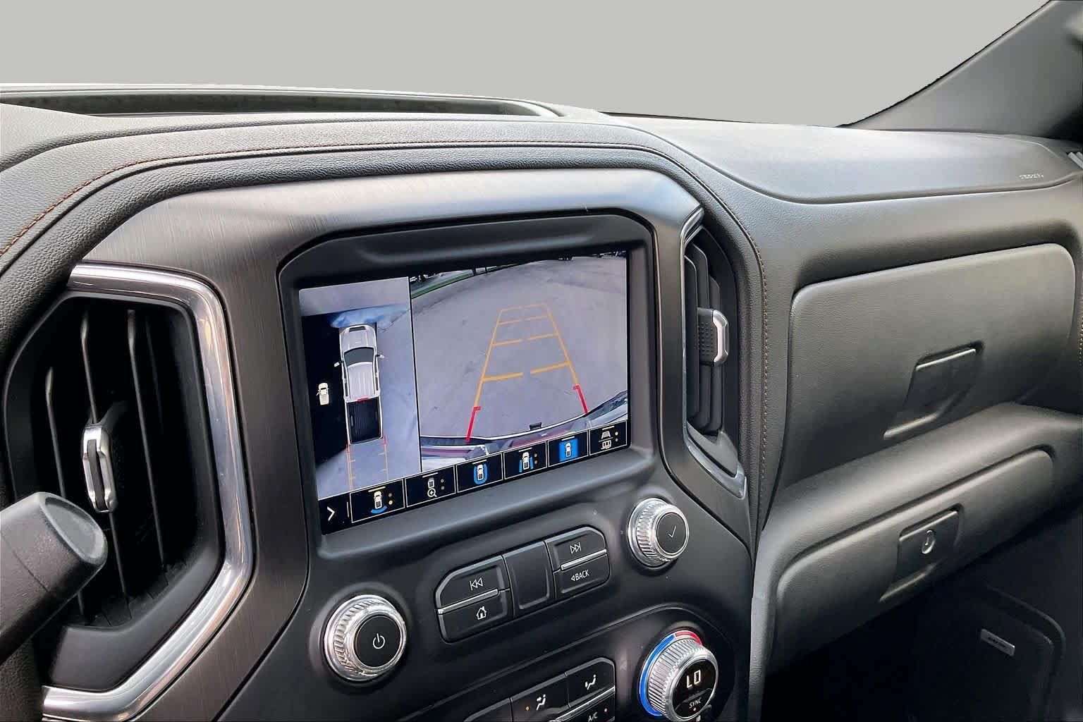 Used 2020 GMC Sierra 3500 AT4 w/ AT4 Premium Package AWD/4WD image 26