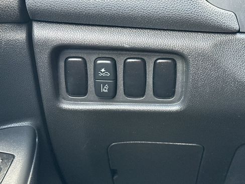 Used 2022 Mitsubishi Outlander Sport ES FWD image 28