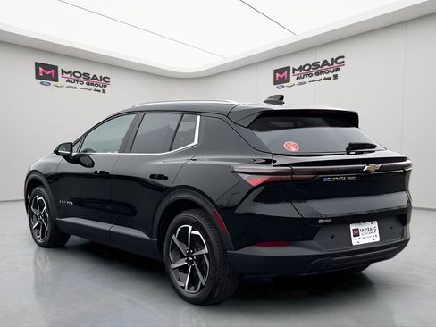 New 2026 Chevrolet Equinox EV LT image 5