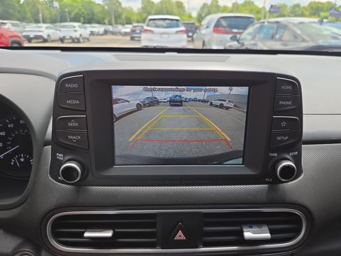 Used 2019 Hyundai Kona Limited FWD image 15