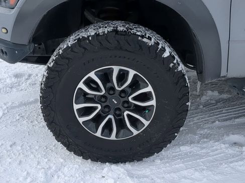 Used 2014 Ford F150 Raptor image 16