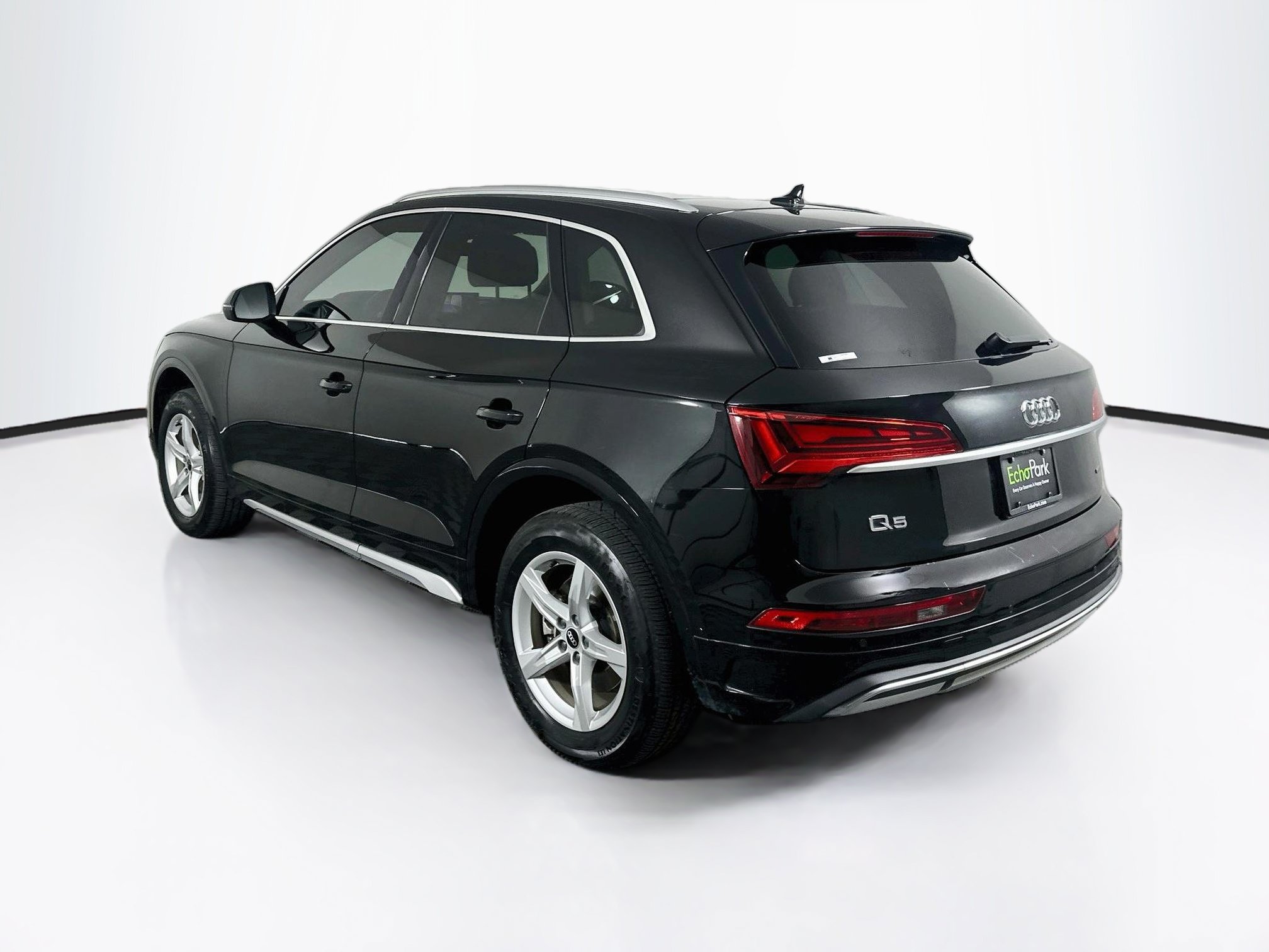 Used 2021 Audi Q5 2.0T Premium w/ Convenience Package AWD/4WD image 5