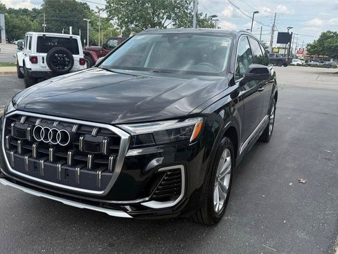 Used 2025 Audi Q7 3.0T Premium Plus AWD/4WD image 8
