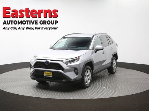 Used 2021 Toyota RAV4 XLE w/ XLE Grade Weather Package AWD/4WD image 56