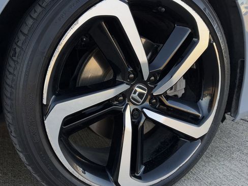 Used 2022 Honda Accord Sport image 11