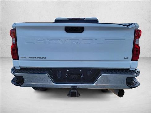 Used 2021 Chevrolet Silverado 2500 LT w/ Fleet Comfort Package AWD/4WD image 6