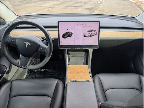 Used 2018 Tesla Model 3 Mid Range image 26