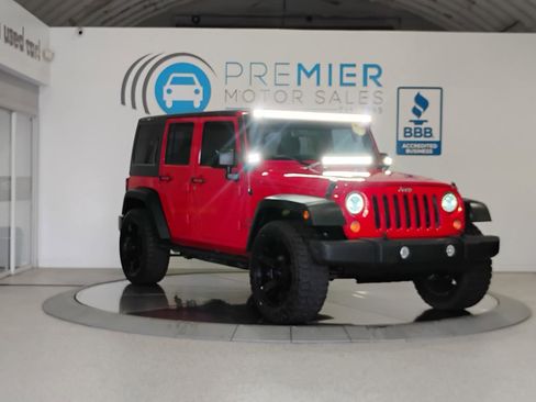 Used 2015 Jeep Wrangler Unlimited Sport w/ Connectivity Group AWD/4WD image 20