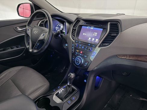 Used 2017 Hyundai Santa Fe Limited w/ Cargo Package image 26