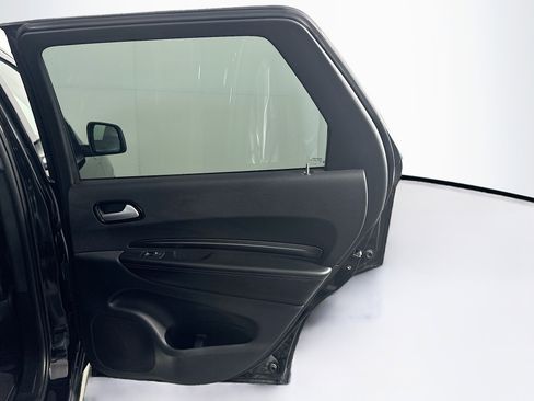 Used 2023 Dodge Durango SXT image 31