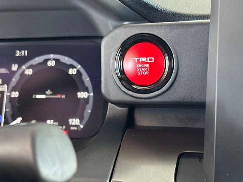 Used 2025 Toyota Tacoma TRD Off-Road AWD/4WD image 21
