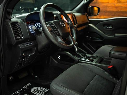 Used 2023 Nissan Frontier SV w/ Midnight Edition Package AWD/4WD image 8